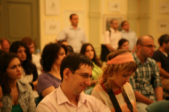 Известный политолог Андрей Арешев &ndash; поклонник творчества Ашота Бегларяна.