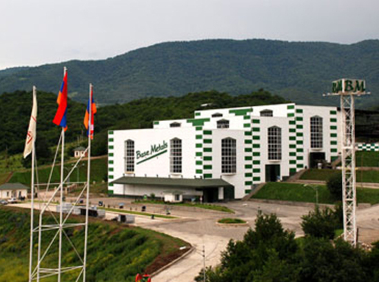 Комбинат "Бейз металс" . Мардакерский район. Комбинат "Бейз металс" . Мардакерский район.