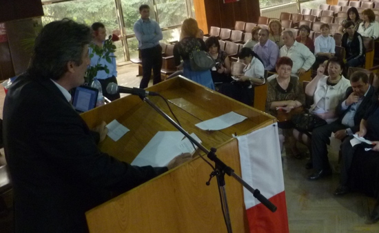 Алла Джиоева собрала своих сторонников    на учредительный съезд  партии &laquo;Осетия&ndash; площадь Свободы&raquo;