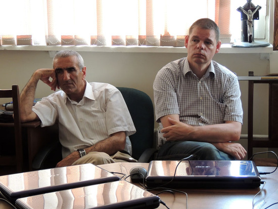 Слева Ким Габриелян - председатель Союза журналистов Ногорного Карабаха. Слева Ким Габриелян - председатель Союза журналистов Ногорного Карабаха.