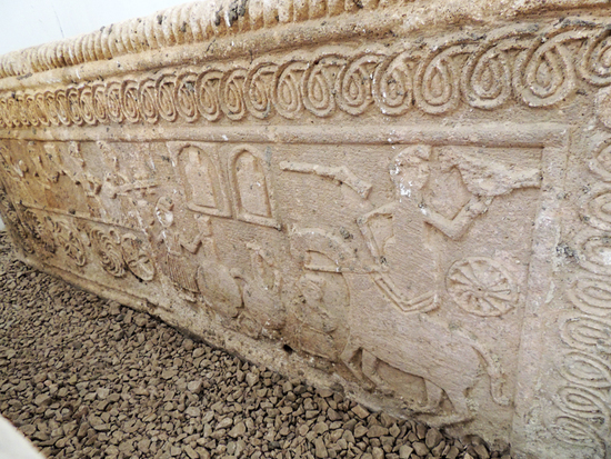 Церковь &laquo;Пустынь Кусаноц&raquo;. Усыпальница Мелик-Шахназарянов.