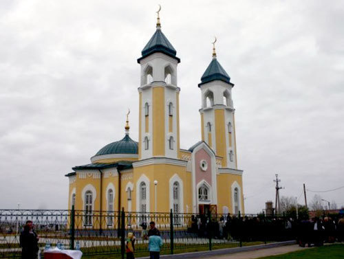 Одна из мечетей г.Астрахани. Фото с сайта http://astrakhan-450.ru, автор Владимир Тюкаев Одна из мечетей г.Астрахани. Фото с сайта http://astrakhan-450.ru, автор Владимир Тюкаев