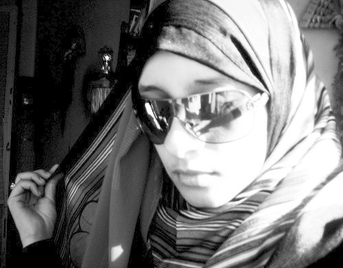 Девушка в традиционном головном уборе. Фото: Rana Ossama, www.flickr.com/photos/ranoush
