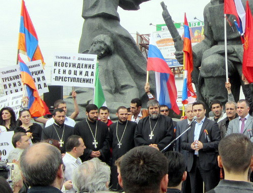 Москва, 24 апреля 2012 г. Митинг, посвященный 97-й годовщине геноцида армян в Османской империи 1915-1922 гг., на площади Краснопресненской заставы. Фото предоставлено общественной организацией "Русско-армянское содружество" Москва, 24 апреля 2012 г. Митинг, посвященный 97-й годовщине геноцида армян в Османской империи 1915-1922 гг., на площади Краснопресненской заставы. Фото предоставлено общественной организацией "Русско-армянское содружество"