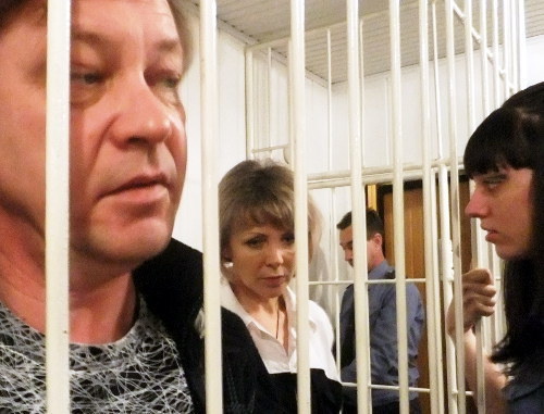 Михаил Батраков и Елена Спасская на заседании суда. Сочи, 11 мая 2012 г. Фото Светланы Кравченко для "Кавказского узла"