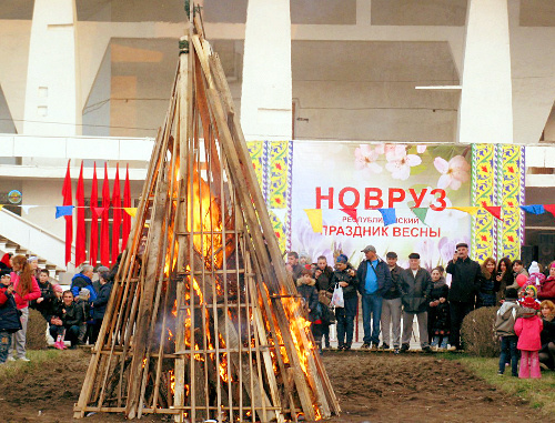 Новруз-байрам в Махачкале. 21 марта 2013 г. Фото Тимура Исаева для "Кавказского узла" Новруз-байрам в Махачкале. 21 марта 2013 г. Фото Тимура Исаева для "Кавказского узла"