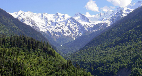 Грузия,высокогорная область. Сванетия. Фото: http://ru.wikipedia.org/wiki/%D1%E2%E0%ED%E5%F2%E8%FF#mediaviewer/%D0%A4%D0%B0%D0%B9%D0%BB:VittfarneGeorgien_155.jpg Грузия,высокогорная область. Сванетия. Фото: http://ru.wikipedia.org/wiki/%D1%E2%E0%ED%E5%F2%E8%FF#mediaviewer/%D0%A4%D0%B0%D0%B9%D0%BB:VittfarneGeorgien_155.jpg