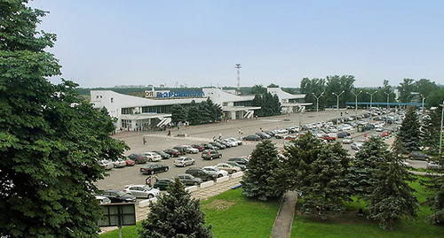 Аэропорт Ростова-на-Дону. Фото: сайт Открытое акционерное общество «Аэропорт Ростов-на-Дону» http://www.aeroport-rostov.ru/ Аэропорт Ростова-на-Дону. Фото: сайт Открытое акционерное общество «Аэропорт Ростов-на-Дону» http://www.aeroport-rostov.ru/