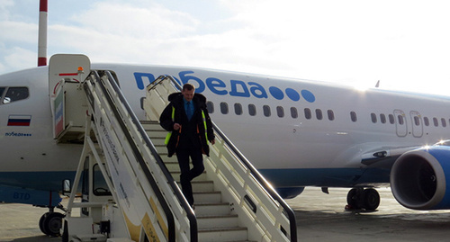 Самолёт бюджетной авиакомпании "Победа". Фото Тимура Исаева для "Кавказского узла" Самолёт бюджетной авиакомпании "Победа". Фото Тимура Исаева для "Кавказского узла"