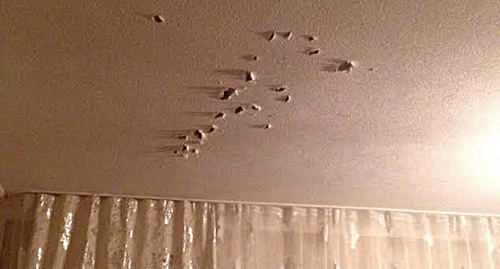 Дом Магомеда Хазбиева после обстрела. Фото Хади Хазбиевой для "Кавказского узла"
