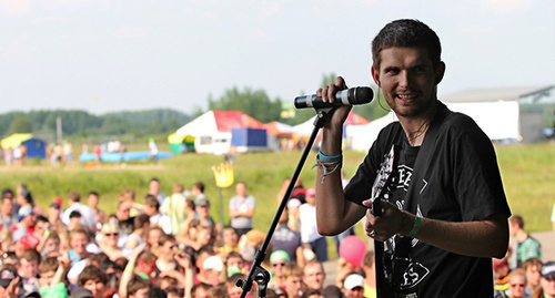 Российский хип-хоп исполнитель Иван Алексеев (Noize MC). Фото: https://ru.wikipedia.org/wiki/Noize_MC Российский хип-хоп исполнитель Иван Алексеев (Noize MC). Фото: https://ru.wikipedia.org/wiki/Noize_MC