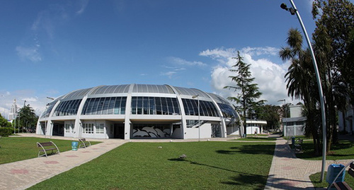 Дельфинарий в Батуми. Фото: http://otdyh-v-batumi.ru/dostoprimechatelnosti/delfinarij-v-batumi.html Дельфинарий в Батуми. Фото: http://otdyh-v-batumi.ru/dostoprimechatelnosti/delfinarij-v-batumi.html