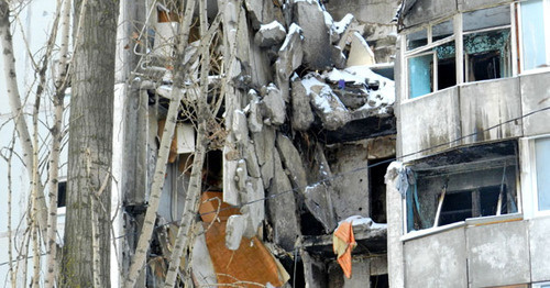 Разрушенный дом №47 по улице Космонавтов в Волгограде. Январь 2016 г. Фото Татьяны Филимоновой для "Кавказского узла" Разрушенный дом №47 по улице Космонавтов в Волгограде. Январь 2016 г. Фото Татьяны Филимоновой для "Кавказского узла"