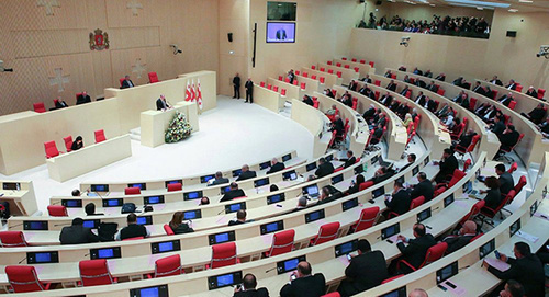 Парламент Грузии. Фото: © facebook.com/Margvelashvili. Парламент Грузии. Фото: © facebook.com/Margvelashvili.