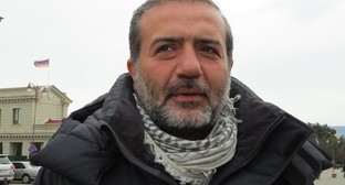 Беженец из Сирии Овик Асмарян (на фото) заявил о готовности отправиться на передовую.Степанакерт, 3 апреля 2016 г. Фото Алвард Григорян для "Кавказского узла".