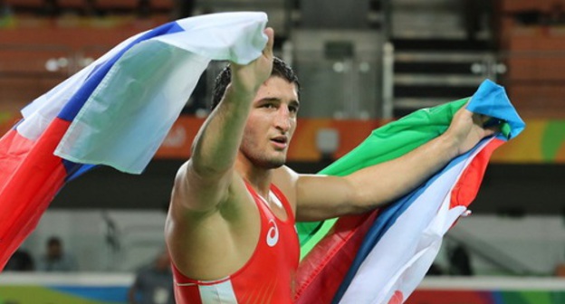 Олимпийский чемпион по вольной борьбе Абдулрашид Садулаев из Дагестана. Фото: Григорий Аванян, Федерация спортивной борьбы России, Wrestrus.ru Олимпийский чемпион по вольной борьбе Абдулрашид Садулаев из Дагестана. Фото: Григорий Аванян, Федерация спортивной борьбы России, Wrestrus.ru