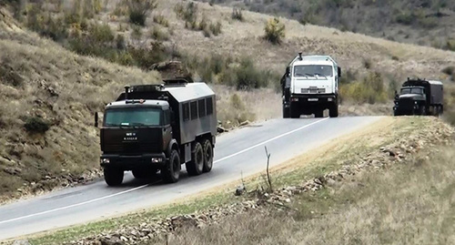 Спецтехника силовиков. Фото: http://nac.gov.ru/kontrterroristicheskie-operacii/v-hode-kto-v-dagestane-neytralizovany-troe-1.html Спецтехника силовиков. Фото: http://nac.gov.ru/kontrterroristicheskie-operacii/v-hode-kto-v-dagestane-neytralizovany-troe-1.html