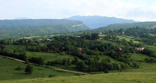 Цебельда (Цабал), Абхазия. Фото Алексей Мухранов http://travelgeorgia.ru/574/ Цебельда (Цабал), Абхазия. Фото Алексей Мухранов http://travelgeorgia.ru/574/