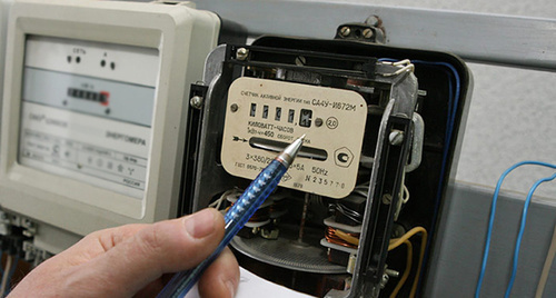 Счетчик электроэнергии. Фото http://1qip1.com/politics/2965-ocherednoe-podorozhanie-elektroenergii-dlya-naseleniya-v-ukraine.html Счетчик электроэнергии. Фото http://1qip1.com/politics/2965-ocherednoe-podorozhanie-elektroenergii-dlya-naseleniya-v-ukraine.html