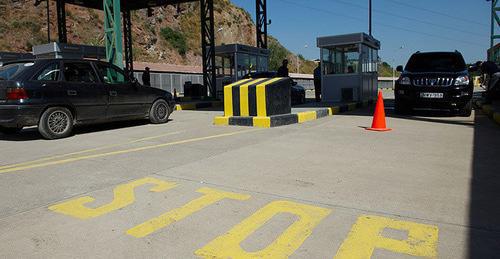 Таможенно-пропускной пункт. Грузия. Фото: NEWSGEORGIA, Александр Имедашвили

