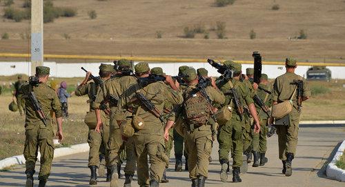 Мотострелки российской военной базы ЮВО в Абхазии.
Фото: http://sputnik-abkhazia.ru/Abkhazia/20170807/1021602862/nochnye-strelby-voennye-yuvo-zavershili-ucheniya-v-cabale-i-nagvalou.html