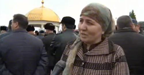 Жена Исы Гамботова Хулимат Торшхоева. Фото: скриншот видео Youtube. Жена Исы Гамботова Хулимат Торшхоева. Фото: скриншот видео Youtube.