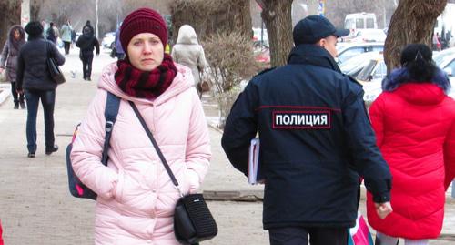 Жители Котельниково испытали шок от случившегося. Фото Вячеслвава Ященко для "Кавказского узла" Жители Котельниково испытали шок от случившегося. Фото Вячеслвава Ященко для "Кавказского узла"