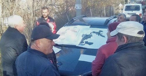 Публичные слушания в селе Ахштырь Сочи. 14 декабря 2017 г. Фото Светланы Кравченко для "Кавказского узла" Публичные слушания в селе Ахштырь Сочи. 14 декабря 2017 г. Фото Светланы Кравченко для "Кавказского узла"