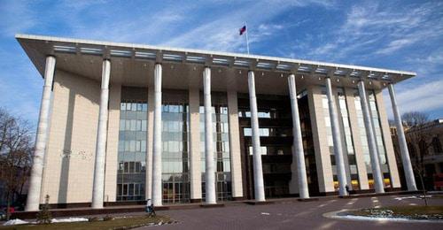 Краснодарский краевой суд. Фото: Юрий Гречко / Югополис Краснодарский краевой суд. Фото: Юрий Гречко / Югополис