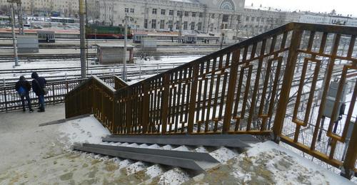 Лестница на Комсомольском мосту. Волгоград. Фото Татьяны Филимоновой для "Кавказского узла" Лестница на Комсомольском мосту. Волгоград. Фото Татьяны Филимоновой для "Кавказского узла"