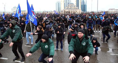 Межнациональная зарядка "18.03.18:Мы выбираем сильную страну!", 5 марта в Грозном Фото Муса Садулаев/ИА "Грозный-информ" http://www.grozny-inform.ru/news/health/93795/
