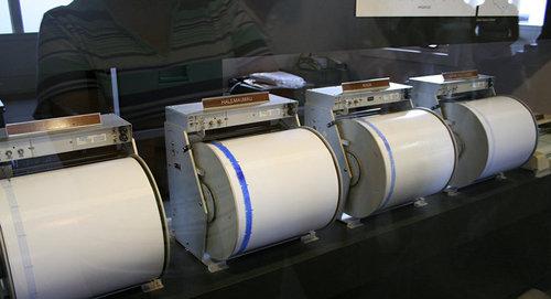 Сейсмограф. Фото CC BY 2.0 / lora_313 / Kilauea Seismographs
Сейсмограф. Фото CC BY 2.0 / lora_313 / Kilauea Seismographs