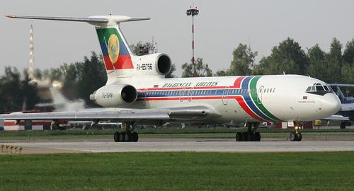 Ту-154М Дагестанских авиалиний в аэропорту Внуково. Фото Dmitriy Pichugin - http://www.airliners.net/photo/Daghestan-Airlines/Tupolev-Tu-154M/1183255/L/