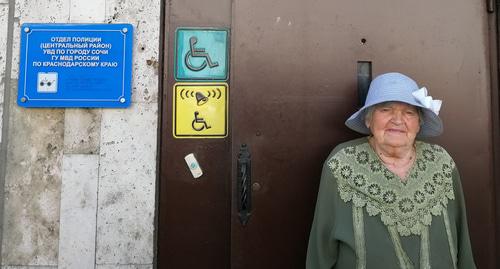 Пожилая зоозащитница из Сочи Идея Ленинградская. Фото Светланы Кравченко для "Кавказского узла" Пожилая зоозащитница из Сочи Идея Ленинградская. Фото Светланы Кравченко для "Кавказского узла"