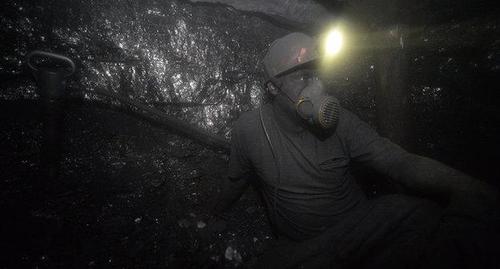 В шахте. Фото Sputnik / Михаил Воскресенский
https://sputnik-georgia.ru/incidents/20170510/235923538/Specialisty-ustanavlivajut-prichiny-tragedii-na-shahte-v-Gruzii.html