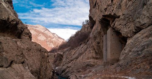 Итум-Калинский район Чечни. Фото: http://itum-kali.com/galleries/galereya/ Итум-Калинский район Чечни. Фото: http://itum-kali.com/galleries/galereya/