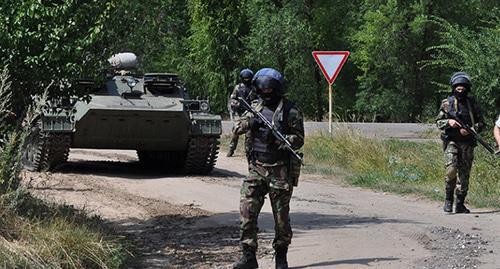 Сотрудники силовых структур во время КТО. Фото http://nac.gov.ru/antiterroristicheskie-ucheniya/v-voronezhskoy-oblasti-provedeno.html Сотрудники силовых структур во время КТО. Фото http://nac.gov.ru/antiterroristicheskie-ucheniya/v-voronezhskoy-oblasti-provedeno.html