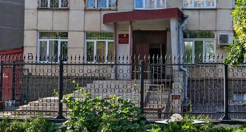 Вход в здание Металлургического районного суда Челябинска. Фото Яндекс-карты Вход в здание Металлургического районного суда Челябинска. Фото Яндекс-карты