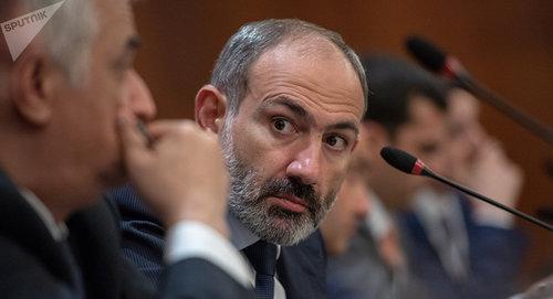 Никол Пашинян. Фото Sputnik / Asatur Yesayants
https://ru.armeniasputnik.am/economy/20180908/14333364/pashinyan-nazval-odno-no-dlya-biznesa-v-armenii.html Никол Пашинян. Фото Sputnik / Asatur Yesayants
https://ru.armeniasputnik.am/economy/20180908/14333364/pashinyan-nazval-odno-no-dlya-biznesa-v-armenii.html
