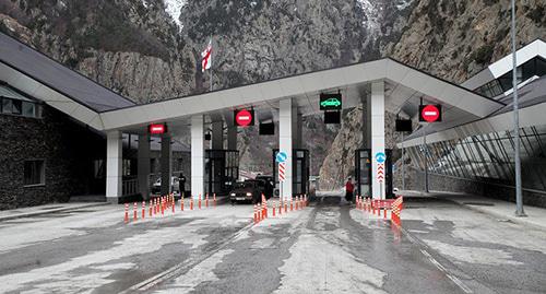 Пункт пропуска "Верхний Ларс". Фото © : official site of the MTCIT of RA
https://ru.armeniasputnik.am/caucasus/20180818/13942952/edinstvennaya-doroga-iz-armenii-v-rossiyu-stoit.html