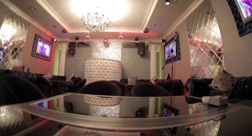 Интерьер караоке-клуба "Фараон" в Махачкале. Фото: кадр видео Faraon Club https://www.youtube.com/watch?time_continue=9&v=DArhX_vijwQ
