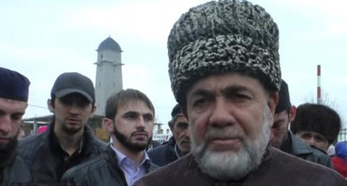 Ахмед Барахоев. Скриншот видео пользователя РИА Дербент
https://www.youtube.com/watch?v=-2nvDvpSo6k