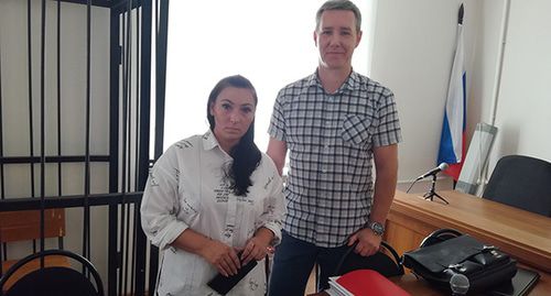 Адвокаты Юрия Гольдера - Юлия Мыйнова и Сергей Куницкий в зале суда. Фото Татьяны Филимоновой для "Кавказского узла" Адвокаты Юрия Гольдера - Юлия Мыйнова и Сергей Куницкий в зале суда. Фото Татьяны Филимоновой для "Кавказского узла"