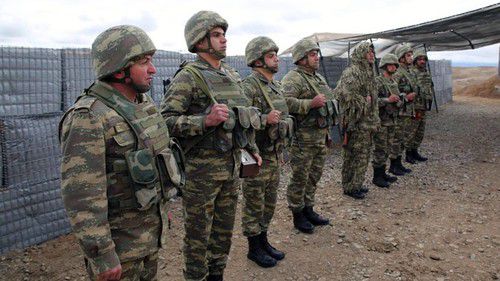 Азербайджанские солдаты. Фото пресс-службы Минобороны Азербайджана, https://mod.gov.az Азербайджанские солдаты. Фото пресс-службы Минобороны Азербайджана, https://mod.gov.az