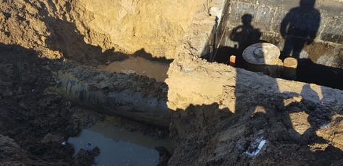 Замена труб. Фото пресс-службы МЧС https://61.mchs.gov.ru/deyatelnost/press-centr/operativnaya-informaciya/operativnye-sobytiya/4083735 Замена труб. Фото пресс-службы МЧС https://61.mchs.gov.ru/deyatelnost/press-centr/operativnaya-informaciya/operativnye-sobytiya/4083735