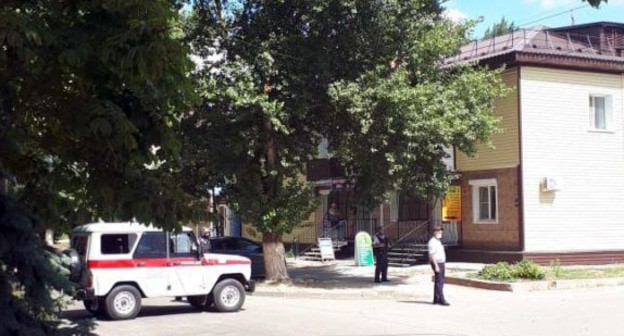 Проверка на наличие взрывных устройств в Волгограде. Фото: объединенная пресс-служба судов Волгоградской области Проверка на наличие взрывных устройств в Волгограде. Фото: объединенная пресс-служба судов Волгоградской области