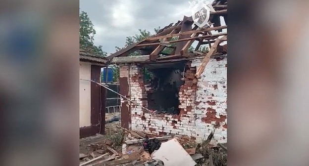 Домовладение, в котором проходила спецоперация. кадр видео Следственный комитет Российской Федерации
https://www.youtube.com/watch?v=WH8f9qZ0VZs&feature=youtu.be Домовладение, в котором проходила спецоперация. кадр видео Следственный комитет Российской Федерации
https://www.youtube.com/watch?v=WH8f9qZ0VZs&feature=youtu.be