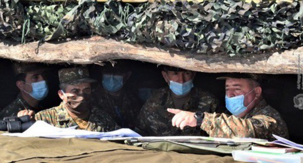 Военнослужащие армянской армии. Фото пресс-службы МО Армении http://mil.am/hy/news/8298 Военнослужащие армянской армии. Фото пресс-службы МО Армении http://mil.am/hy/news/8298