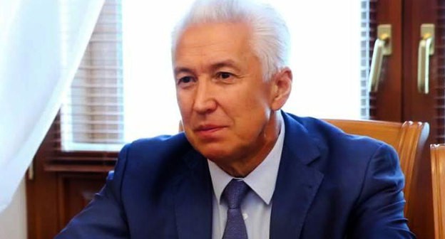 Владимир Абдуалиевич Васильев. Фото Пресс-служба Полномочного представителя Президента России в Северо-Кавказском федеральном округе - SKFO.gov.ru
Владимир Абдуалиевич Васильев. Фото Пресс-служба Полномочного представителя Президента России в Северо-Кавказском федеральном округе - SKFO.gov.ru