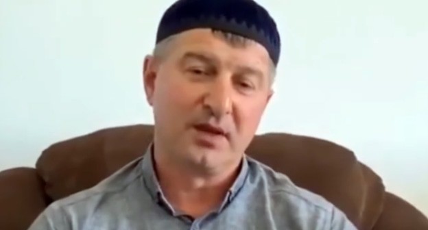 Ширвани Тепсуркаев. Кадр видео ЧП Грозный chp.grozny_95 https://www.youtube.com/watch?v=0DnRoy5NnUc&feature=emb_logo Ширвани Тепсуркаев. Кадр видео ЧП Грозный chp.grozny_95 https://www.youtube.com/watch?v=0DnRoy5NnUc&feature=emb_logo